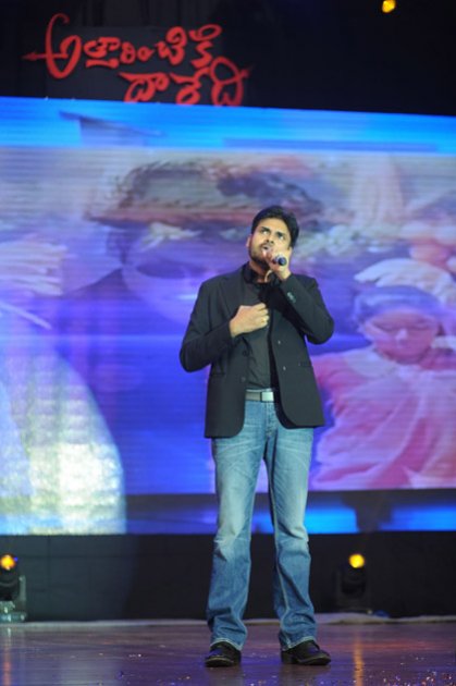 Attarintiki-Daredi-Thank-You-Meeting